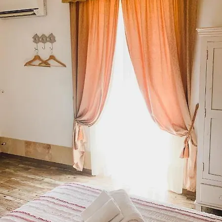 בית כפרי Masseria Petrusella Giuggianello