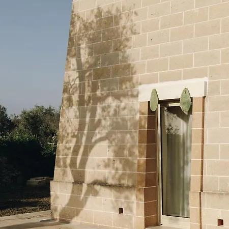 Masseria Petrusella בית כפרי *